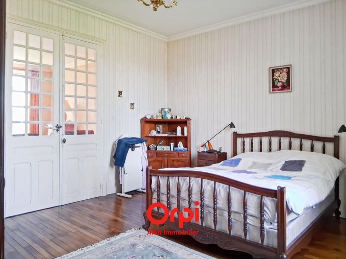 Image No.20-3 Bed House for sale