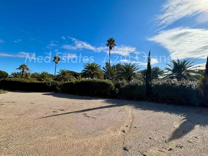 Image No.19-2 Bed House for sale