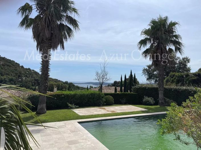 Image No.2-4 Bed House for sale