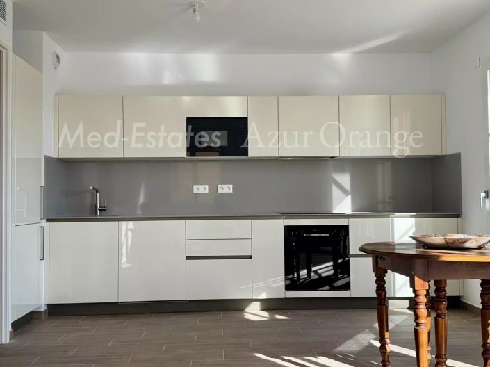 Image No.4-3 Bed Apartment for sale