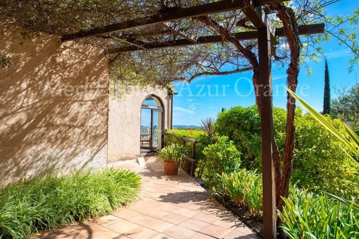 Image No.23-6 Bed House for sale