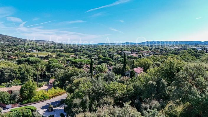 Image No.4-6 Bed House for sale