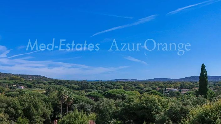 Image No.9-6 Bed House for sale