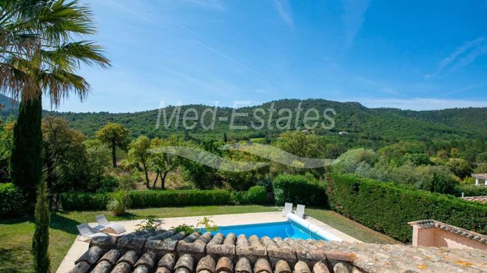 Image No.11-4 Bed House for sale