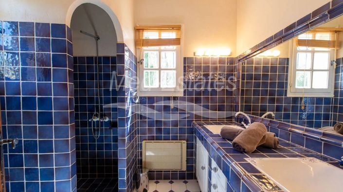 Image No.7-4 Bed House for sale