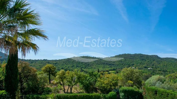 Image No.9-4 Bed House for sale