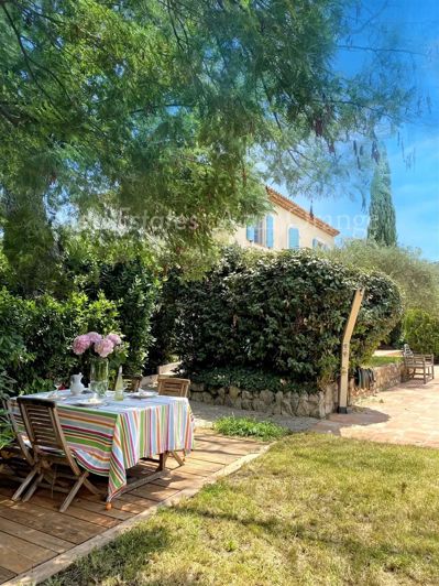 Image No.2-4 Bed House for sale