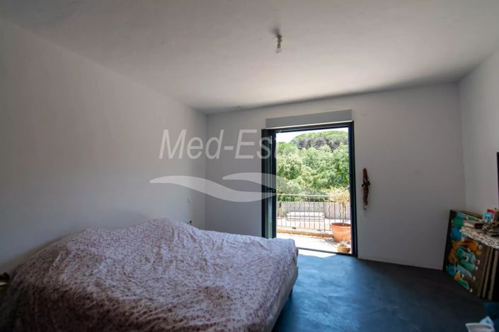 Image No.5-4 Bed House for sale