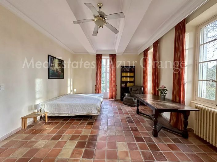 Image No.15-15 Bed House for sale