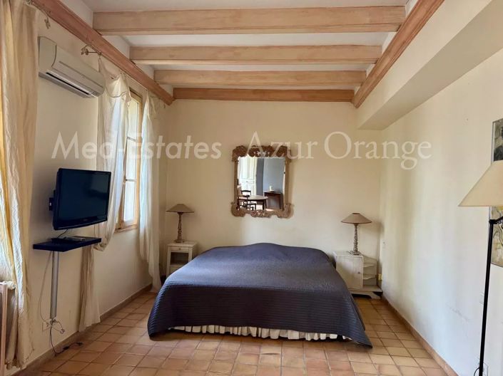 Image No.21-15 Bed House for sale