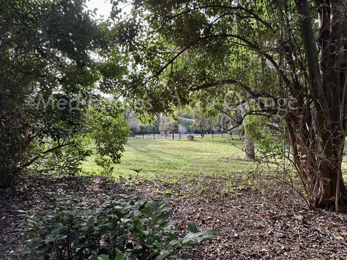 Image No.24-15 Bed House for sale