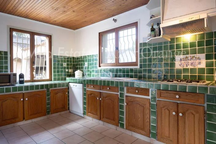 Image No.14-5 Bed House for sale