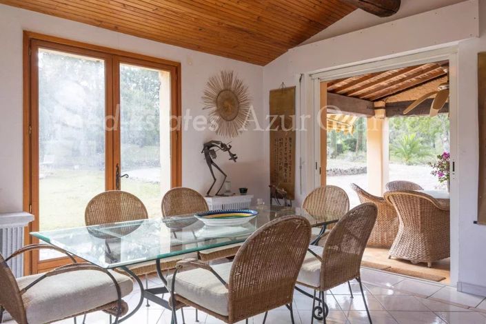 Image No.15-5 Bed House for sale