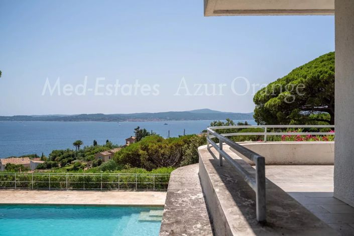 Image No.10-6 Bed House for sale