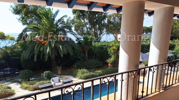 Image No.9-10 Bed House for sale