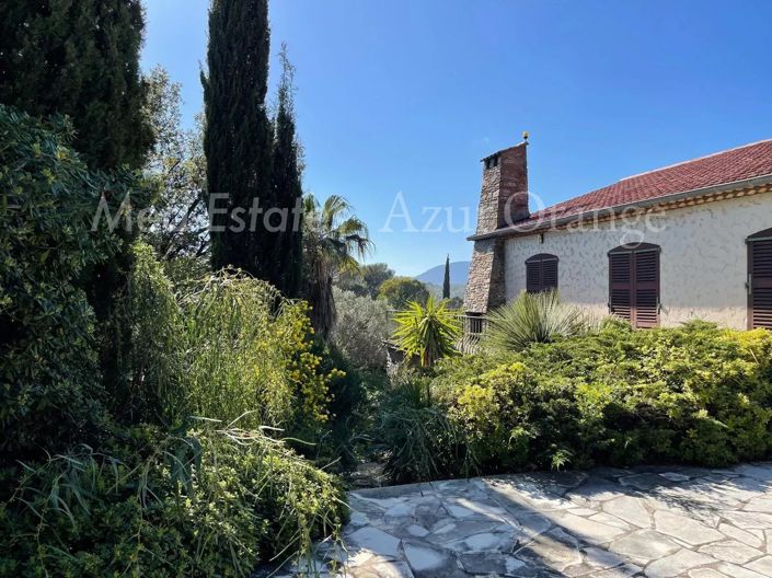 Image No.16-5 Bed House for sale