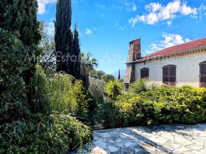 Image No.7-5 Bed House for sale