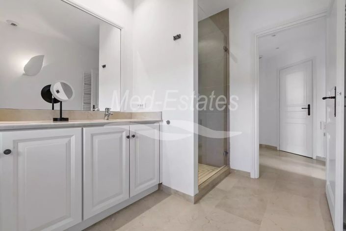 Image No.24-Maison de 5 chambres à vendre à Sainte-Maxime