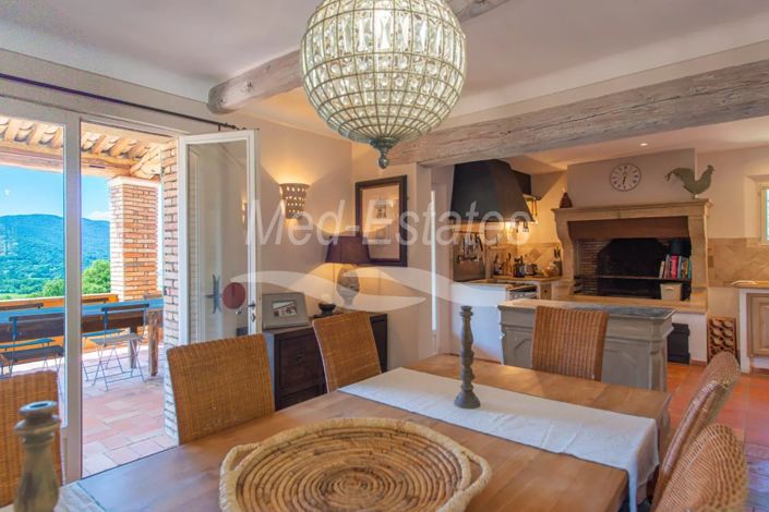 Image No.27-6 Bed House for sale