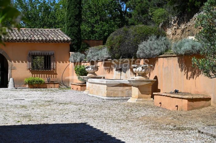 Image No.45-6 Bed House for sale