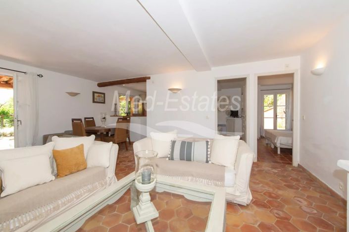 Image No.53-6 Bed House for sale