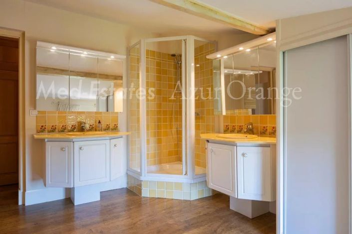 Image No.30-Maison de 6 chambres à vendre à Le Cannet-des-Maures