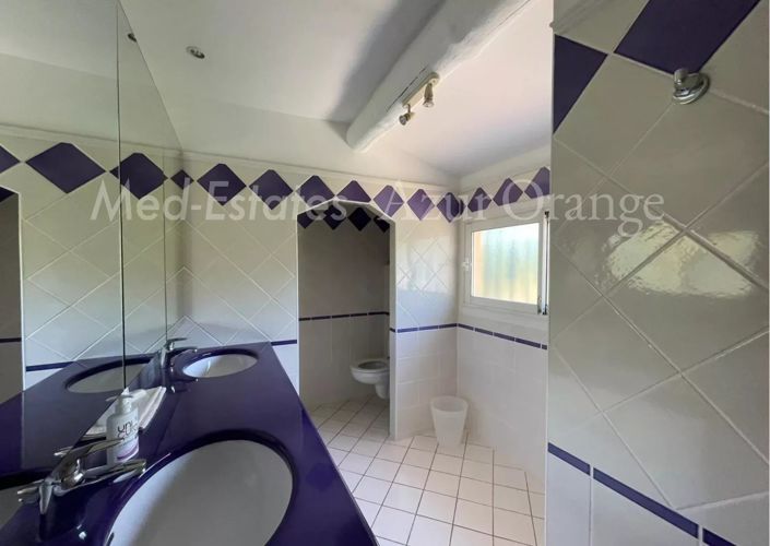 Image No.9-4 Bed House for sale