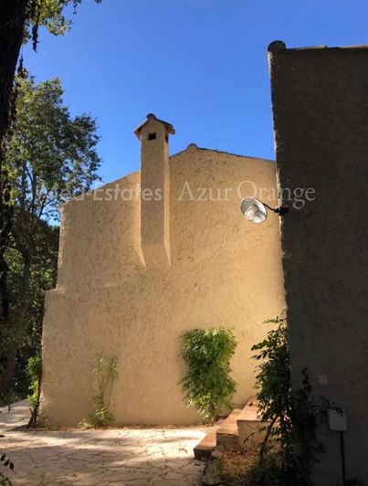 Image No.22-3 Bed House for sale