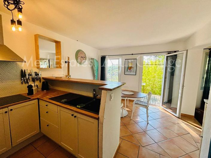 Image No.15-3 Bed House for sale