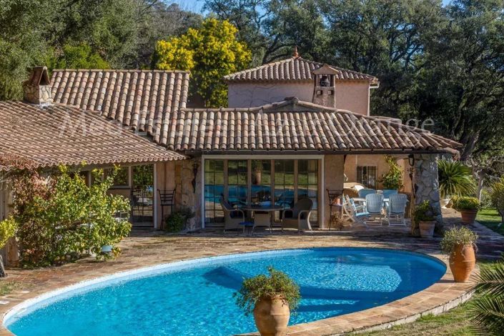 Image No.3-Maison de 5 chambres à vendre à La Garde-Freinet