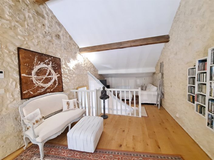 Image No.20-4 Bed House for sale