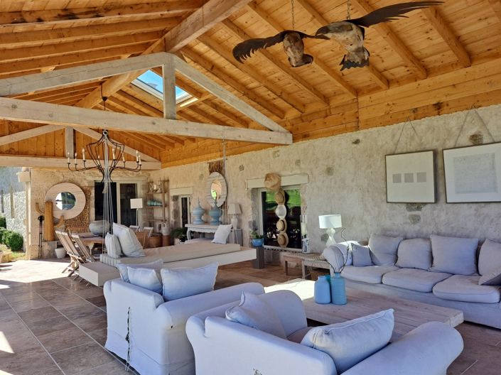 Image No.25-4 Bed House for sale