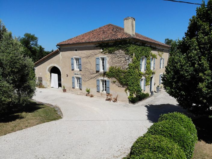 Image No.3-Propriété de 6 chambres à vendre à Vic-Fezensac