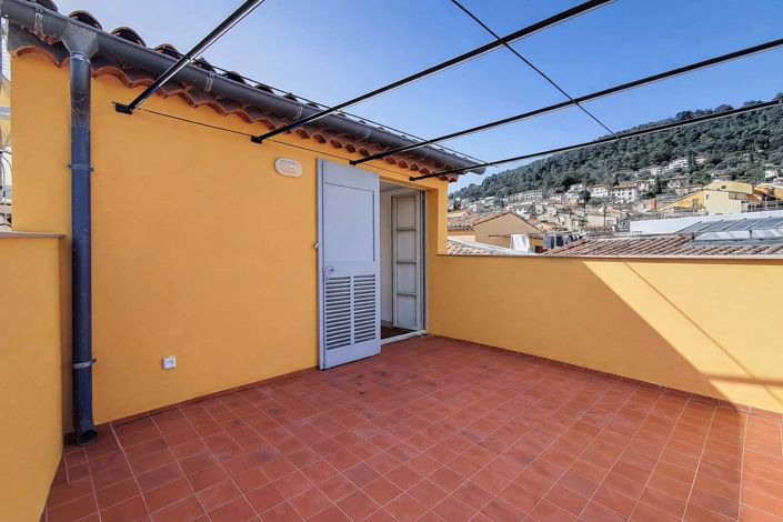 Image No.3-Appartement de 2 chambres à vendre à Grasse