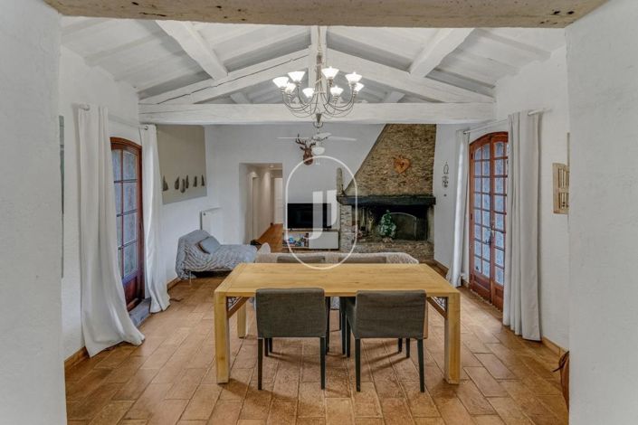 Image No.5-4 Bed House for sale