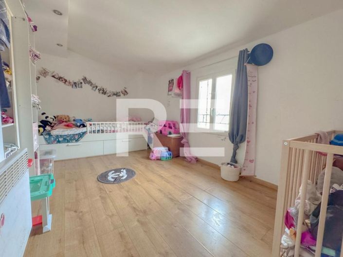 Image No.9-Maison de 2 chambres à vendre à Saint-Gilles