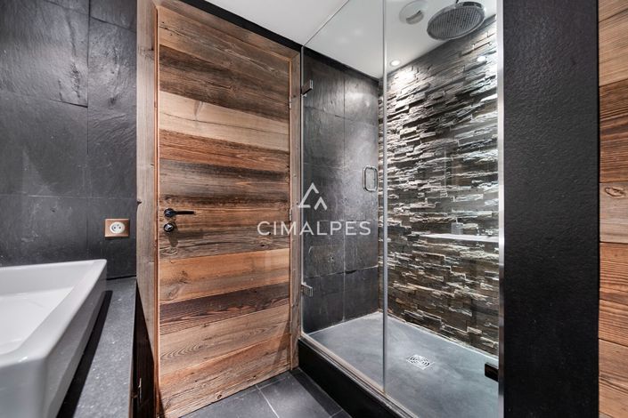 Image No.13-3 Bed Apartment for sale