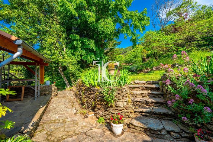 Image No.12-4 Bed House for sale