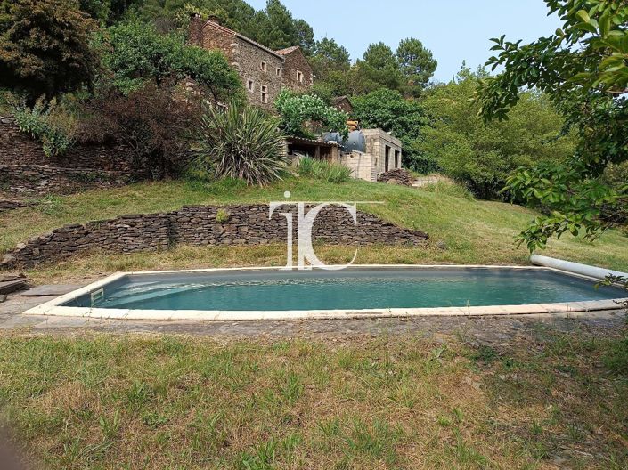 Image No.2-4 Bed House for sale