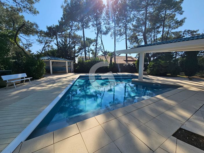 Image No.10-4 Bed House for sale