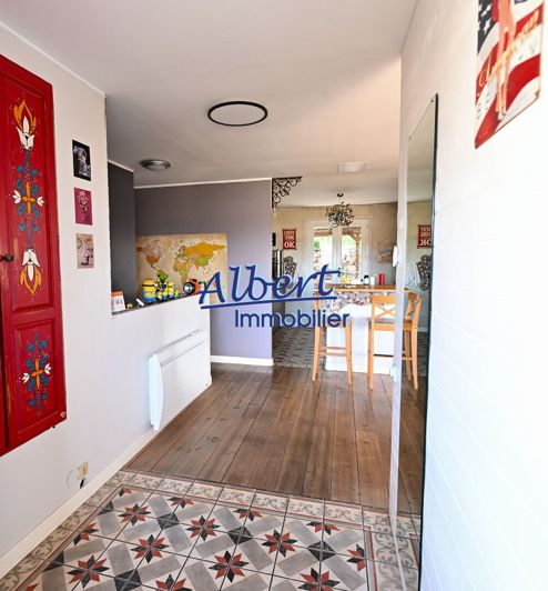 Image No.5-4 Bed House for sale