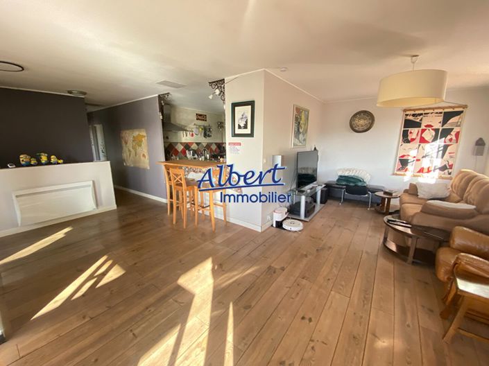 Image No.7-4 Bed House for sale