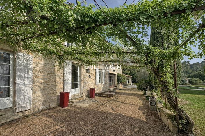 Image No.6-5 Bed House for sale