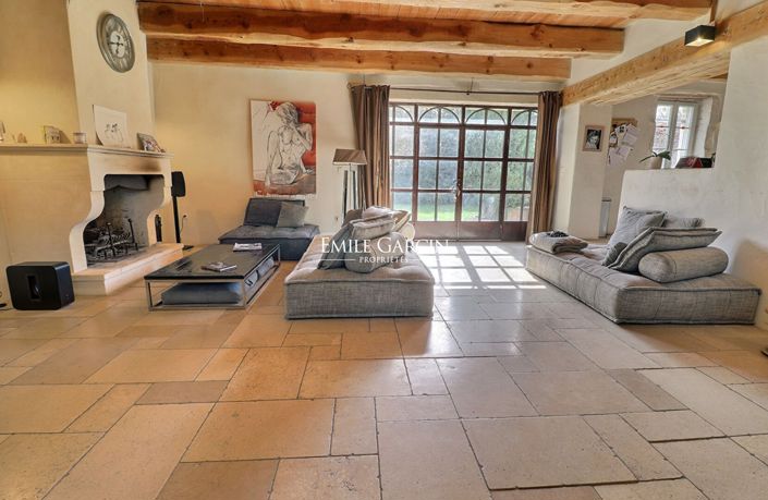 Image No.7-5 Bed House for sale