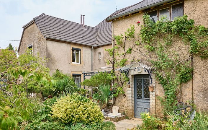 Image No.2-Maison de 4 chambres à vendre à Franche-Comté