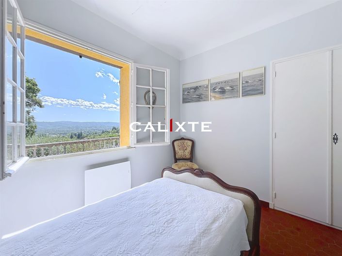 Image No.15-6 Bed House for sale