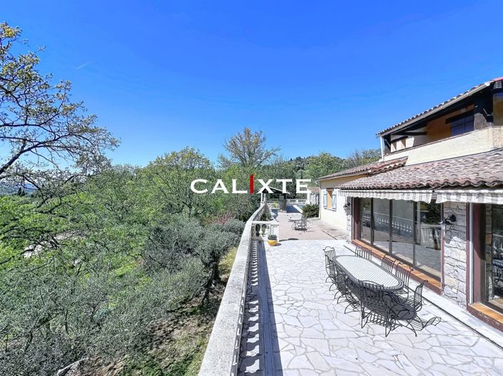 Image No.5-6 Bed House for sale