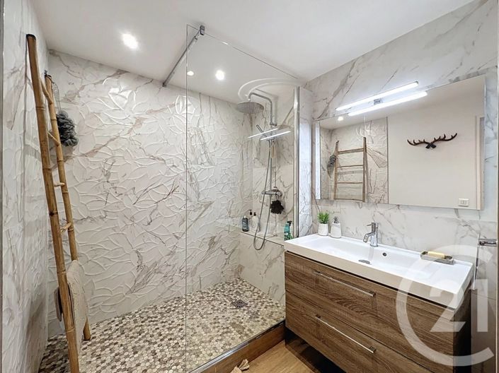 Image No.12-Appartement de 3 chambres à vendre à Golfe Juan