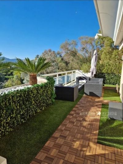 Image No.2-Appartement de 2 chambres à vendre à Cannes