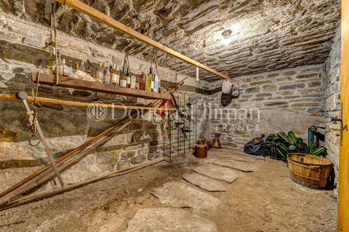 Image No.26-5 Bed House for sale